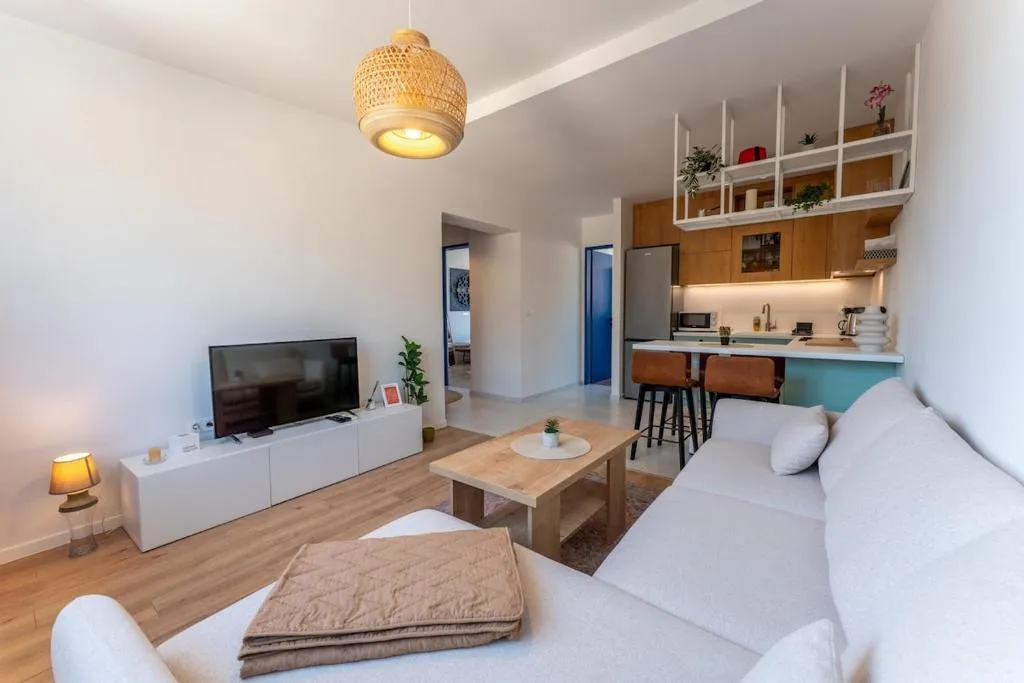 City Center Apartment Near the Cathedral - Giulia image 3